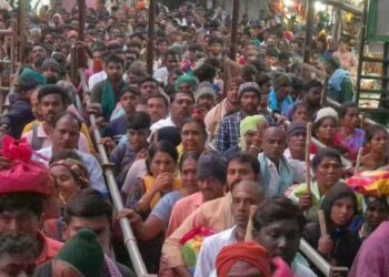 தை அமாவாசை எதிரொலி: சதுரகிரி சுந்தர மகாலிங்கம் கோயிலில் 15 ஆயிரம் பக்தர்கள் மலையேறிச் சென்று தரிசனம்