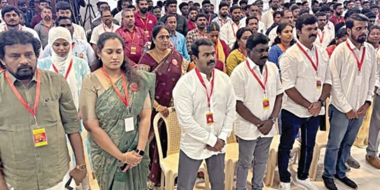 “மாற்றம் என்பது ஆளை மாற்றுவதல்ல, ஆட்சி முறையை மாற்றுவது”: என சீமான் காட்டம்!