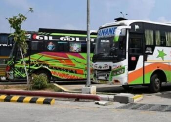 பொங்கல் விடுமுறை முடிந்து திரும்பும் பயணிகளுக்கு அதிர்ச்சி: மதுரை – சென்னை ஆம்னி பேருந்து கட்டணம் ரூ.6000-ஆக உயர்வு