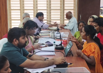 கன்னியாகுமரி ரியல் எஸ்டேட் நடத்துபவர்களுக்காக குடியிருப்புகளை காலி செய்ய நீர்வளத்துறை நெருக்கடி பட்டாவழங்க கோரிக்கை