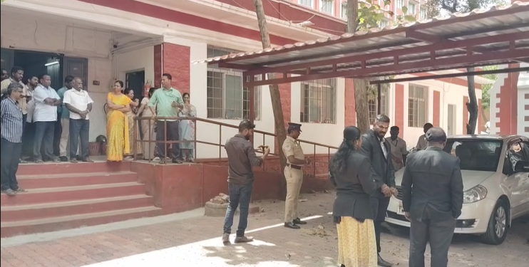 நாகர்கோவில் முதன்மை மாவட்ட நீதிமன்ற அலுவலகத்திற்கு Email மூலமாக வெடிகுண்டு மிரட்டல் கடிதம் வந்த தகவல்