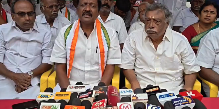 100 நாள் வேலை திட்டத்தில் மகாத்மா காந்தி பெயரை நீக்கிய மத்திய அரசை கண்டித்து 1-நாள் அடையாளம் உண்ணாவிரதபோராட்டம் 