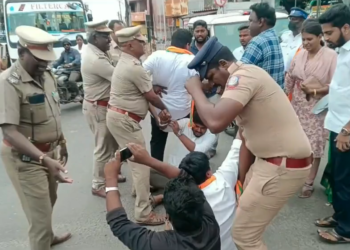 தனியார் தொலைக்காட்சியில் நடந்த விவாதத்தின்போது பாஜக  நிர்வாகிகளை தாக்கிய  திமுக நிர்வாகிகள் மீது  தள்ளுமுள்ளு