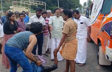 இன்று சாலையில் காயமடைந்திருந்த ஒரு முதியவருக்கு உதவிசெய்ய வாய்ப்பு அருகிலிருந்தவர்கள் உதவியுடன் ஆம்புலன்ஸ்MLAதளவாய்சுந்தரத்திற்கு பாராட்டு