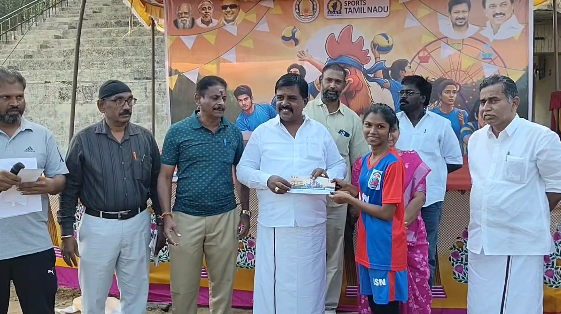 சமத்துவபுரம் விளையாட்டு அரங்கில் முதலமைச்சர் இளைஞர் விளையாட்டு திருவிழா இது நம்ம ஆட்டம் 2026 விளையாட்டுப்போட்டி