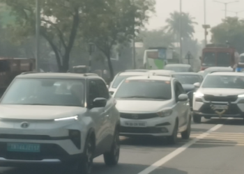 பொங்கல் பண்டிகை விடுமுறை முடிந்து சென்னை திரும்பும் மக்களால் செங்கல்பட்டு தேசிய நெடுஞ்சாலை போக்குவரத்து நெரிசல்