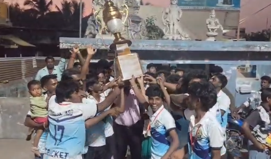 NFITUபொதுச் செயலாளர் ஆலங்குப்பம் பாலா கிரிக்கெட் விளையாட்டை துவக்கி வைத்து சிறப்புரை