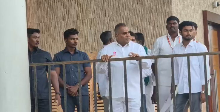 TVK-வீரர்கள் ஆலோசனை கூட்டம்- 37 நாட்களுக்கு பிறகு பேசும் விஜய் – பிரம்மாண்ட ஏற்பாடு