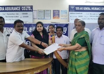 மயிலாடுதுறையில் விநியோகஸ்தராக இருந்த சிமெண்ட நிறுவனம் டெபாசிட் தொகையை திரும்பத்தராததால் வட்ட சட்டப்பணிகள் குழுவின் உதவியை நாடிய மூதாட்டி