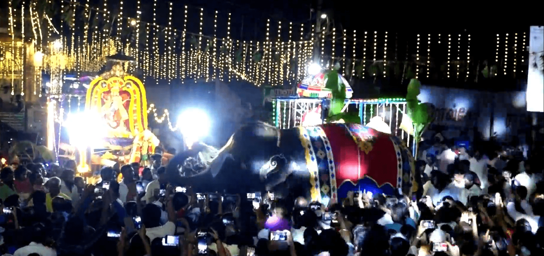 உற்சவர்கள் ஒரே இடத்தில் அருள்பாலிக்கும் ஆருத்ரா சங்கமம் – வெகு விமர்சையாக நடத்தப்பட்டது