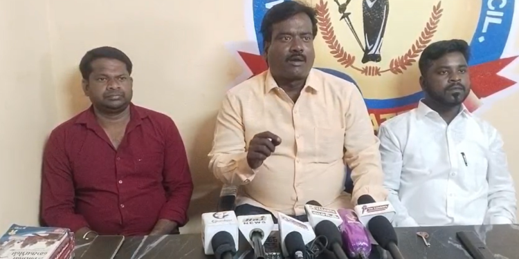 சட்டத்திற்கு புறம்பாக செயல்பட்டு வரும் கல்குவாரிகள் மீது அரசு நடவடிக்கை எடுக்க வேண்டும் – சட்ட உரிமை நீதி பாதுகாப்பு சங்கத்தினர் கோரிக்கை