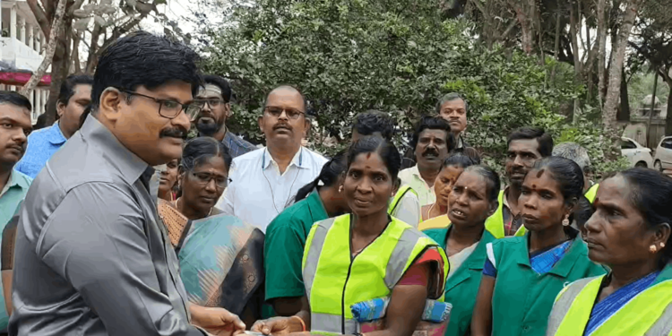 செம்மங்குடியில் நடைபெற்ற நலம் காக்கும் ஸ்டாலின் முகாம் – திருவாரூர் மாவட்ட ஆட்சியர் வழங்கினார்