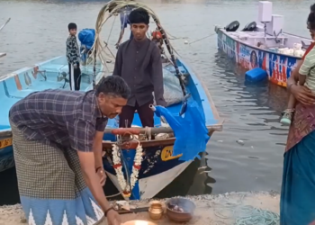 மீனவர்கள் கொண்டாடும் படகு பொங்கல் விழா – கடலில் உலா வந்து மகிழ்ச்சி