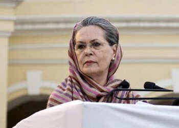 சோனியா காந்தி மருத்துவ மனையில் திடீர் அனுமதி!