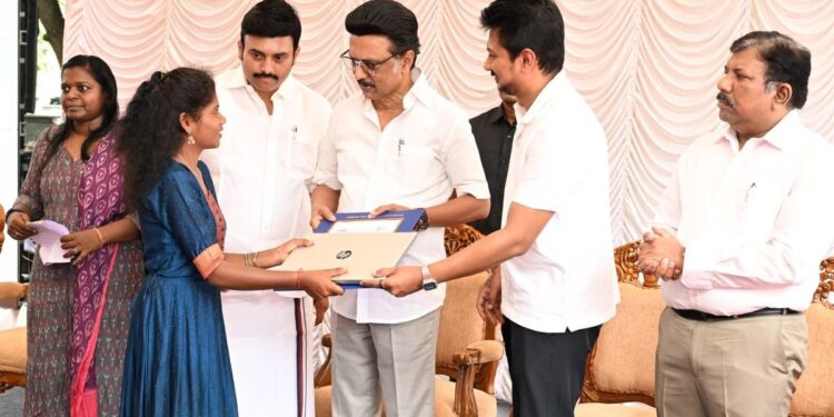 “உலகம் உங்கள் கையில்” திட்டம் – இன்று தொடங்குகிறார் முதலமைச்சர் மு.க.ஸ்டாலின்