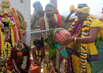 நிலக்கோட்டை அருகே குண்டலபட்டி ஸ்ரீ பாலமுருகன் திருக்கோவில் மகா கும்பாபிஷேகம்