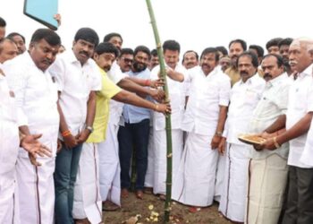 “திருச்சியில் திரளும் கடலெனத் தொண்டர்கள்”: 10 லட்சம் பேருடன் திமுக மாநாடு