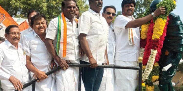 “அகிம்சைச் சுடருக்கு மதுரை அஞ்சலி”: காந்தி மியூசியத்தில் காங்கிரஸ் நிர்வாகிகள் உறுதிமொழி