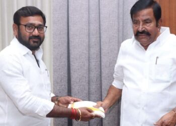 புதிய பேருந்து நிலையத்தை திறக்கக்கோரி அமைச்சர் நேருவிடம் விஜய்கண்ணன் நேரில் வலியுறுத்தல்!