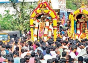 நாயன்மார்கள் புடைசூழ பிரம்மபுரீஸ்வரர் உலா: பக்தி வெள்ளத்தில் மிதந்த தைப்பூசத் திருவிழா!