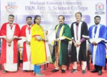 கல்வி எனும் ஆயுதத்தை ஏந்தி தேசத்தை முன்னேற்றுங்கள்: தேர்வு கட்டுப்பாட்டாளர் முத்தையா அறிவுரை!