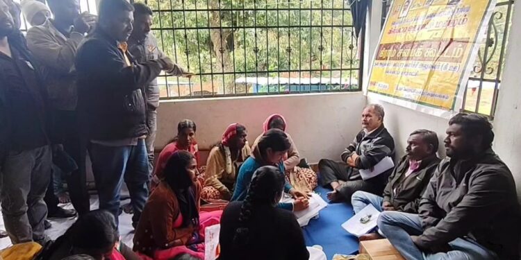 செல்போனில் வந்த தாசில்தார் வாக்குறுதி: வில்பட்டியில் ஆக்கிரமிப்பு புகாரால் வெடித்த பொதுமக்கள் ஆக்ரோஷம்!