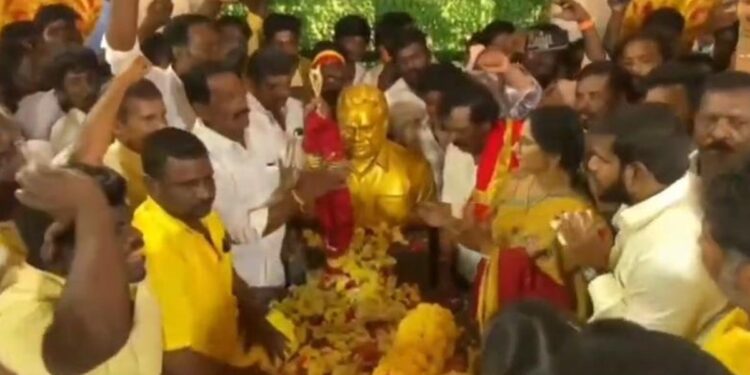 “காடுவெட்டியில் சங்கமித்த மஞ்சள் படை”: மாவீரன் குருவின் 65-வது பிறந்தநாள் விழா