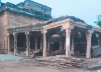 நெல்லை – திருச்செந்தூர் பாதையில் 200 ஆண்டு பழமையான கல் மண்டபங்கள் சொல்லும் வியக்கவைக்கும் ரகசியம்!