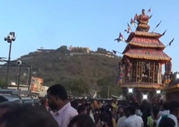 “சிவன்மலையில் அரோகரா முழக்கம்… தேரில் ஏறினார் சுப்பிரமணியர்”: தேரோட்டம்!