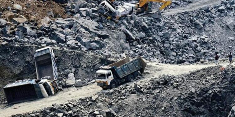 “செய்தி சேகரிக்கச் சென்ற இடத்தில் ரத்தக் கறை”: கரூரில் செய்தியாளர்கள் மீது கொலைவெறித் தாக்குதல்