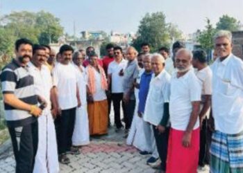 களத்தில் இறங்கிய டாக்டர்: செல்லூர் கண்மாய் கரையை சீரமைக்க பொதுமக்கள் விடுத்த ‘ஹெல்த்’ செக்கப் கோரிக்கை!