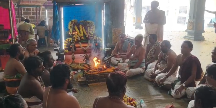 உடல்நலம் பாதிக்கப்பட்டுள்ள பாரதியஜனதாகட்சி மூத்ததலைவர் H.ராஜா நலம் அடையவேண்டி திருக்கடையூர் கோயிலில் ஆயுஷ்ஹோமம்