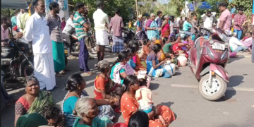 சிறுகோவங்குடியில் குடிநீர் விநியோகம் செய்யப்படாததைக் கண்டித்து மக்கள் காலி குடங்களுடன் சாலைமறியல்