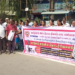 திருப்பத்தூரில் தமிழ்நாடு அரசு நியாய விலை கடை பணியாளர்கள் சங்கம் சார்பாக பல்வேறு கோரிக்கைகளை வலியுறுத்தி போராட்டம்