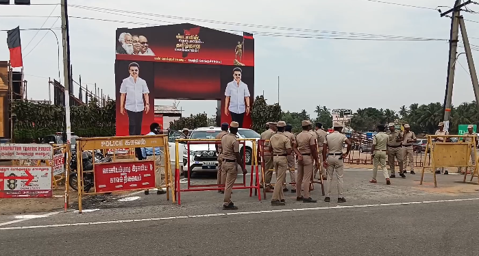 வாக்குச்சாவடி முகவர்கள் பயிற்சி மாநாடு சூடு பிடிக்கும்DMK-வின் தேர்தல்பணி மாநாட்டில் பங்கேற்கும் கட்சி நிர்வாகிகளுக்கு சிறப்பு ஏற்பாடு