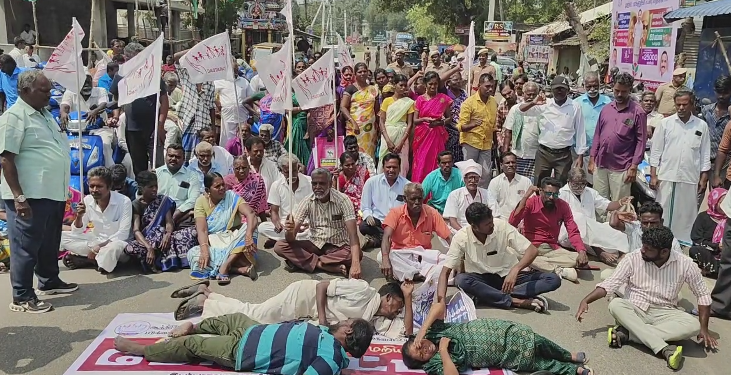 மாற்றுத்திறனாளிகள் சங்கம் சார்பில் தமிழக அரசை கண்டித்து இரண்டாவது நாளாக மறியல் போராட்டம்