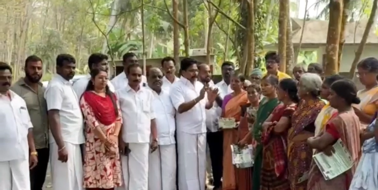 பத்மநாபபுரம் தொகுதிக்கு உட்பட்ட செறுகோல் ஊராட்சியில் 100நாள் வேலைவாய்ப்பு திட்டத்தை விடியா DMKஅரசு 40 நாட்களாக குறைத்து ஏமாற்றிவேலை