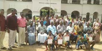 மாநில அளவிலான 14 வயதுக்குட்பட்டோருக்கான பூ பந்தாட்ட போட்டியில் முதலிடம் 