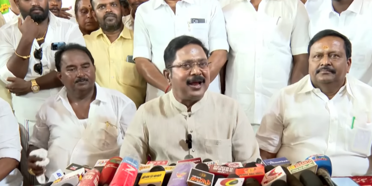 நான் ஏற்கனவே தெளிவாகச் சொல்லிவிட்டேன் நான் N.D.Aகூட்டணியில், BJP தலைமையிலான கூட்டணி