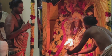 கொற்கை வீரட்டேஸ்வரர் ஆலயத்தில் மாசி பிரமோற்சவ விழா தன் தவத்தை கலைத்த மன்மதனை சிவன் நெற்றிக்கண்ணால் எரிக்கும் காமதகன திருவிழா