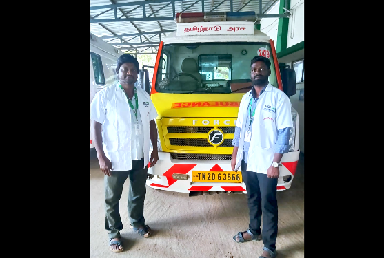 மன்னார்குடி அருகே 108 ஆம்புலன்சில் நிறை மாத கர்ப்பிணி பெண்ணுக்கு சுகப்பிரசவமாகி ஆண்குழந்தை பிறந்தது