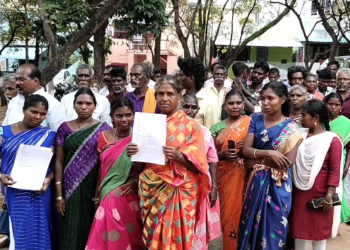 பெரியகுளம் மேற்கு தொடர்ச்சி மலைப்பகுதியில், போடிநாயக்கனூர் தாலுகாவிற்கு பாதுகாப்பான & நிரந்தரமான சாலைவசதி கோரிக்கை மனு