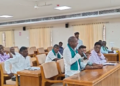 விவசாயிகள் குறைதீர் கூட்டத்தில் வெளிநடப்பு “தமிழக பட்ஜெட்டில் மானியம் இல்லை” என குற்றச்சாட்டு