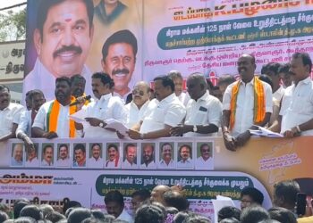 அரசு பணத்தில் தேர்தல் பணிகளை திமுக செய்கிறது என்பதுதான் சரியானது.திருவாரூரில் முன்னாள் அமைச்சரும் R.காமராஜ் பேட்டி