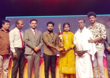 மாணவர்கள் மனஅழுத்தம் & காதல் தோல்வி உள்ளிட்டவற்றில் வாழ்க்கையை கெடுத்துக்கொள்ள வேண்டாம் என மயிலாடுதுறை பள்ளி ஆண்டு விழாவில் KPYபாலா அறிவுரை