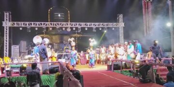 வழுவூர் 48,000 முனிவர்கள் பூஜை செய்த வரலாறு உடைய பெருஞ்சேரி தாருகாவனத்தில் 54 அடி உயர சிவன் கோயிலில் சிவராத்திரி விழா