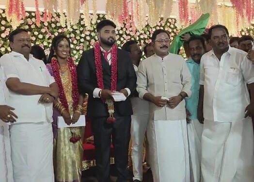 அமமுக பொதுச்செயலாளர் டி.டி.வி.தினகரன் செய்தியார் சந்திப்பு