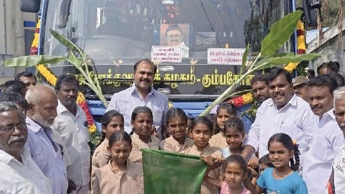 “மலைக்கிராமப் பெண்களின் வாழ்வில் மலர்ந்த விடியல்!” – துறையூர் முதல் மேட்டுப்பாளையம் வரை இலவசப் பேருந்து சேவையைத் தொடங்கி வைத்தார் எம்.எல்.ஏ. ஸ்டாலின் குமார்!