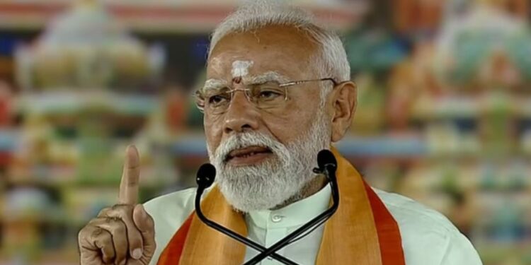 தமிழக அமைச்சர்களிடையே ஊழல் செய்வதில் போட்டாபோட்டி: மோசடிப் பட்டியலை வெளியிட்டுப் பிரதமர் மோடி அதிரடி முழக்கம்!