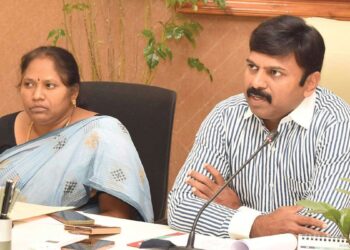 தருமபுரியில்தேர்தல்களம்தயார்: 2026 சட்டமன்றத்தேர்தலைமுன்னிட்டு 51 வாக்குச்சாவடிகள்அதிரடிமாற்றம் – கலெக்டர்தலைமையில்அரசியல்கட்சிகளுடன்முக்கியஆலோசனைக்கூட்டம்!